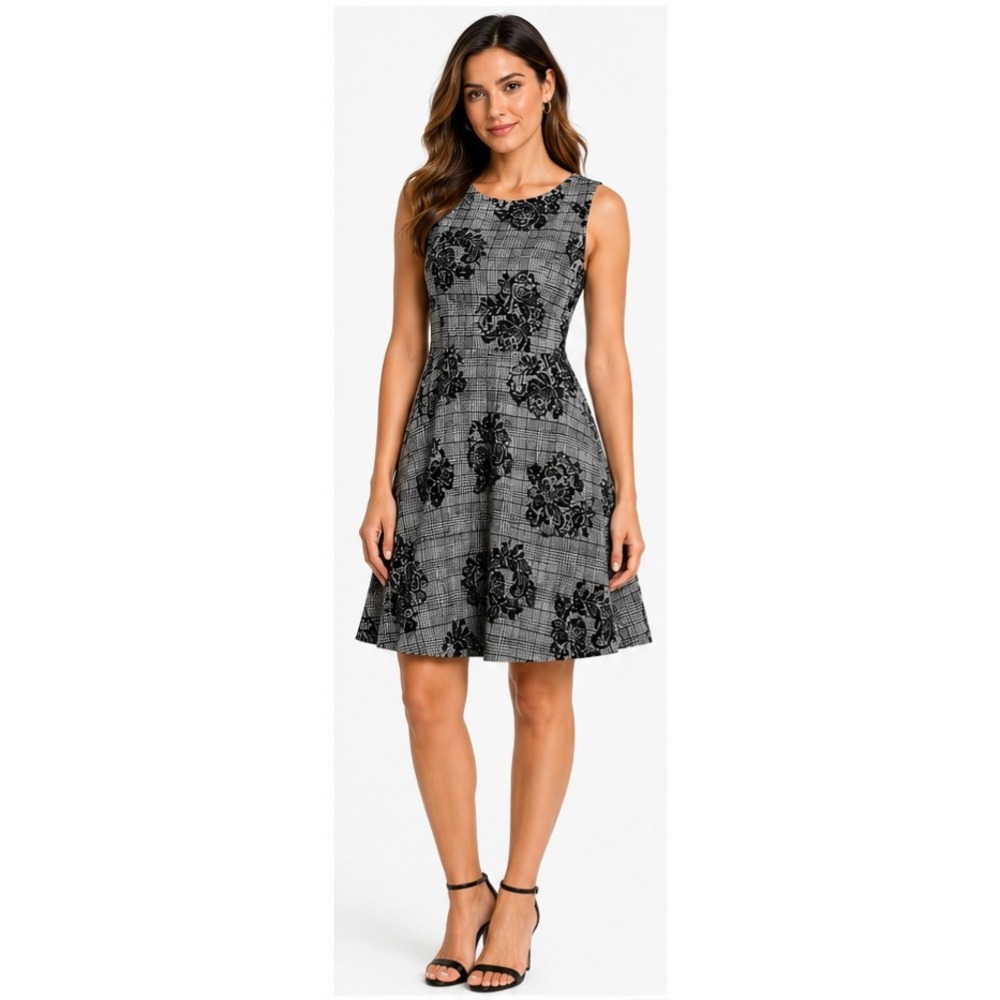 LONDON STYLE COLLECTION Black & White Plaid Floral‎ Fit & Flare Dress Size 6